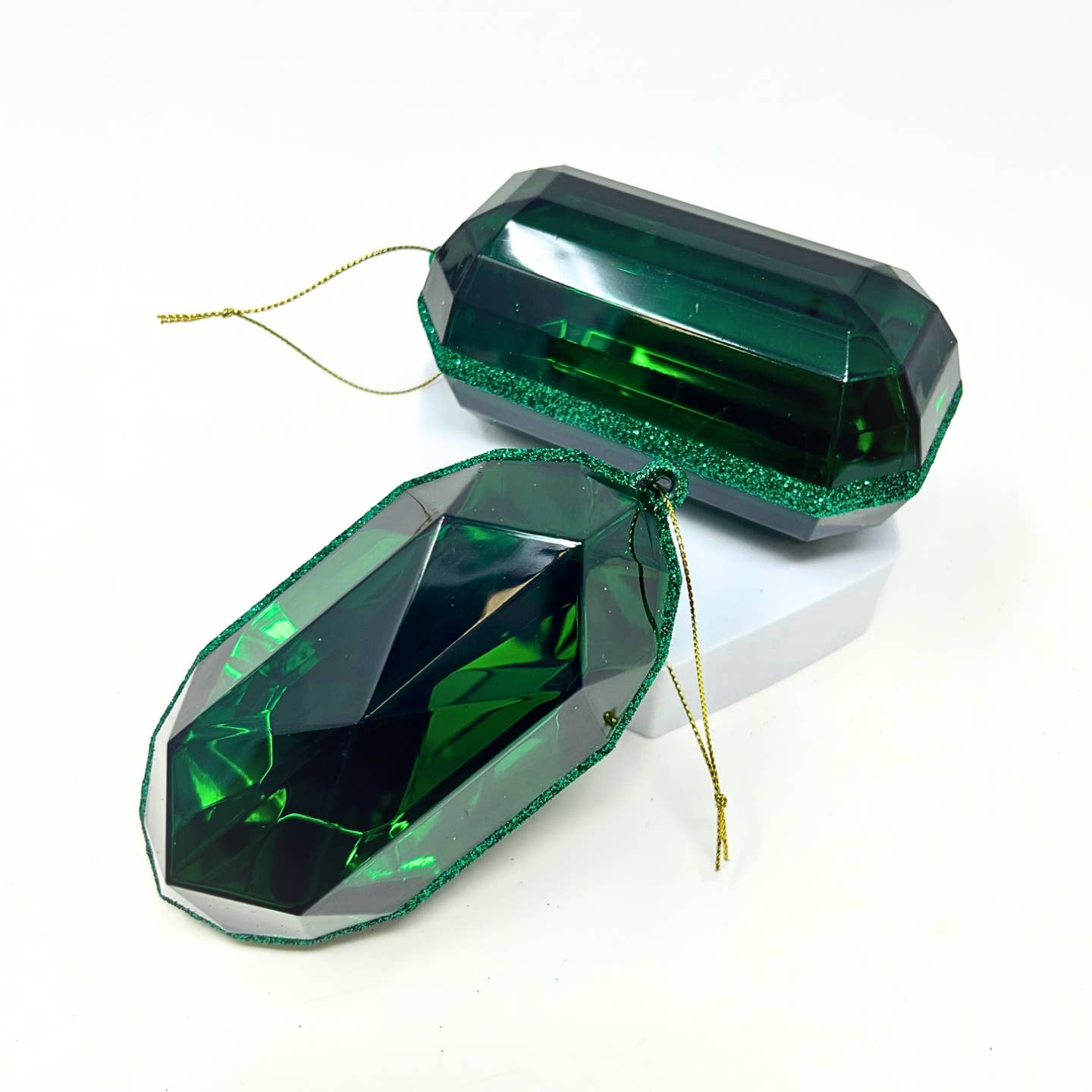 Acrylic Precious Gem Ornament in Emerald Green